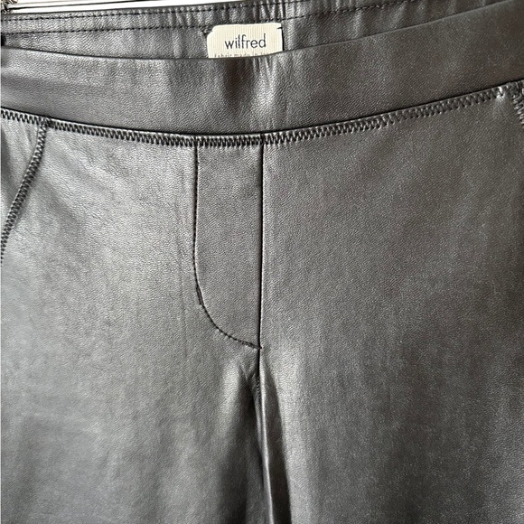 Aritzia Vegan leather leggings Xs - Picture 4 of 6